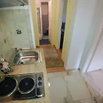 Ina 아파트