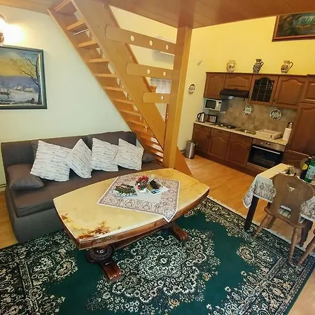 Ina Apartment *