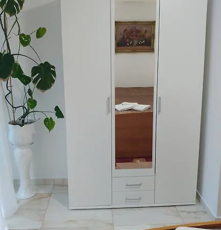Apartment Ina