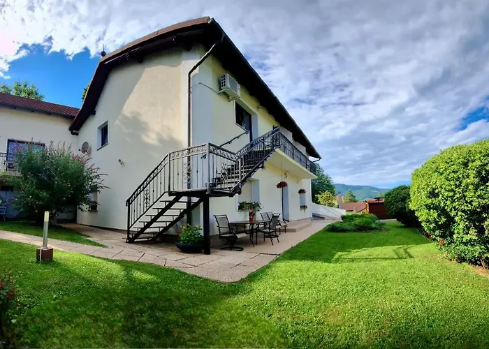 Ina רוגאסקה סלאטינה